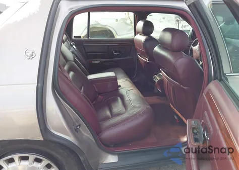 1999 Cadillac Deville Standard из США, поврежденный, VIN 1G6KD54Y5XU729031